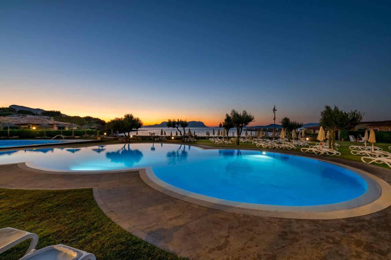 Baia Caddinas Clubresidence Golfo Aranci Esterno foto