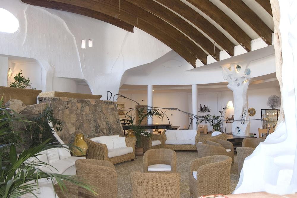 Baia Caddinas Clubresidence Golfo Aranci Esterno foto