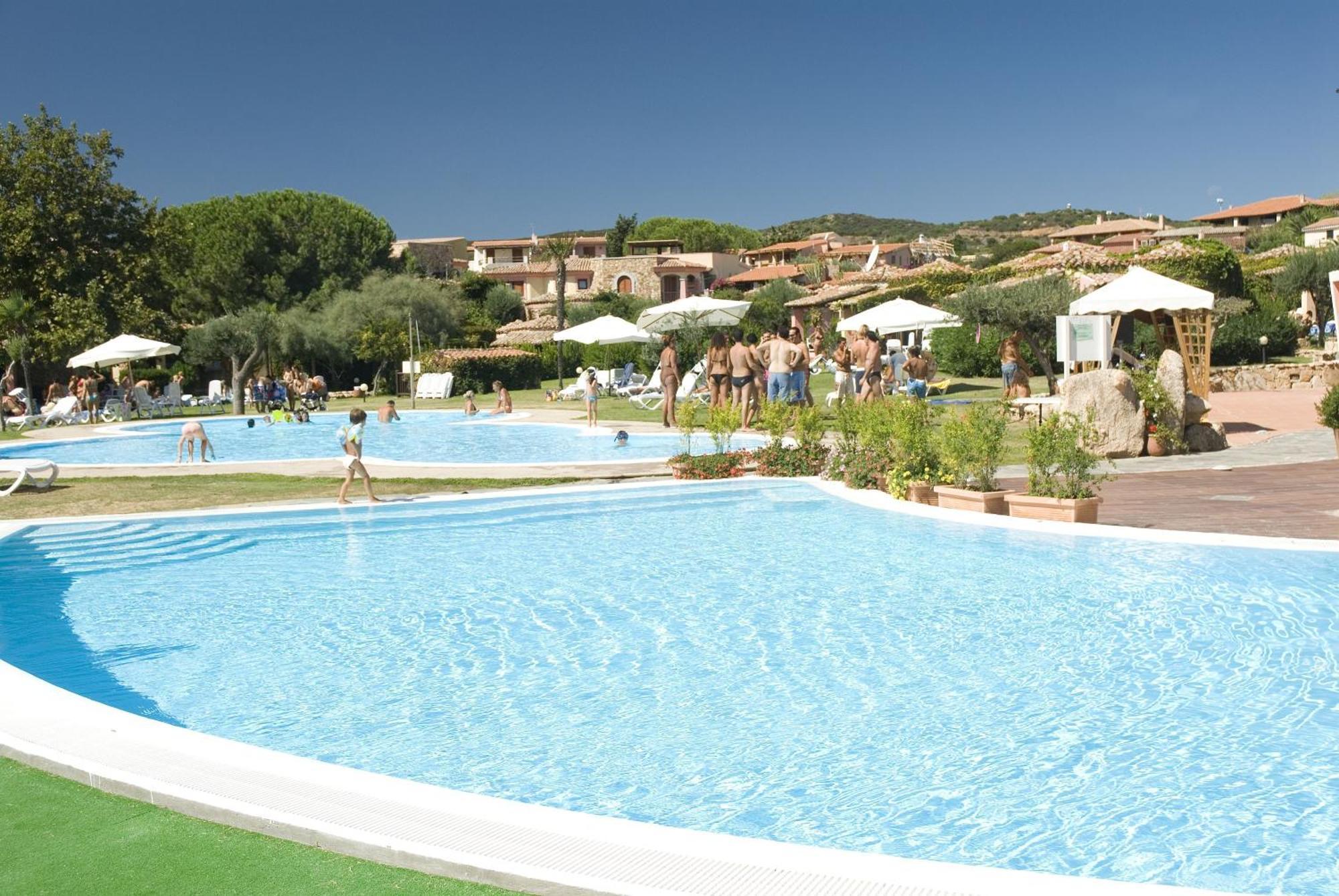Baia Caddinas Clubresidence Golfo Aranci Esterno foto