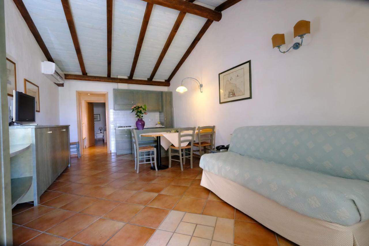 Baia Caddinas Clubresidence Golfo Aranci Esterno foto